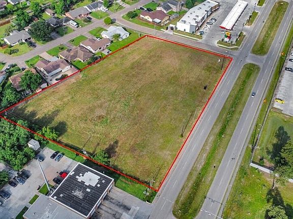 4th image of 5650 Little York Rd