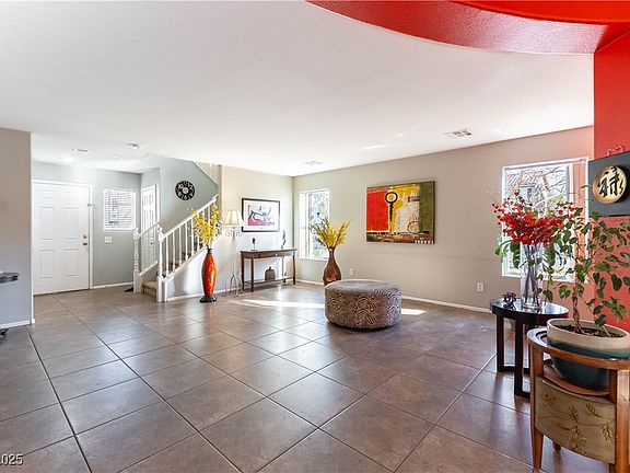 4th image of 87 Japonica Ave