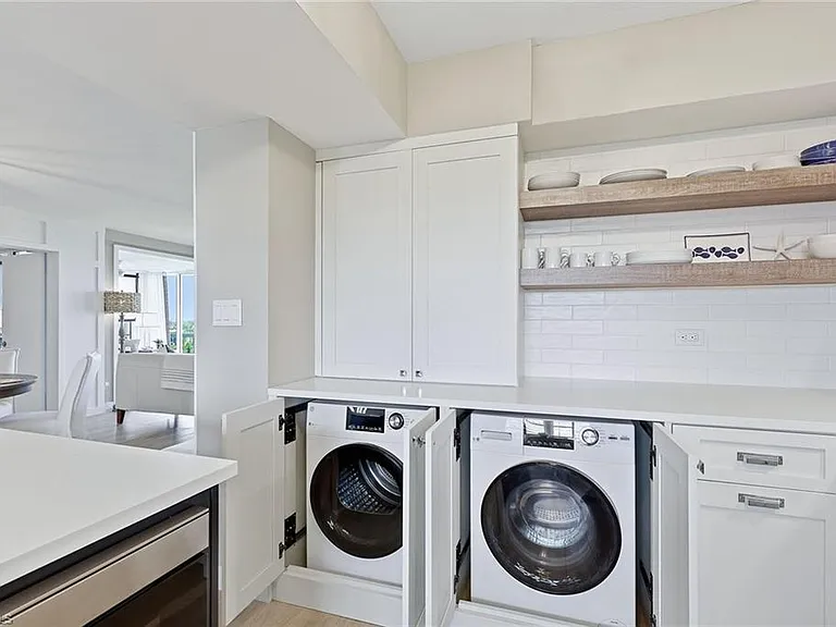 5501 Heron Point Dr #602 — Photo 7