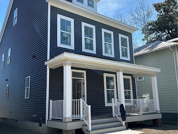 4th image of 3023 Hanes Ave