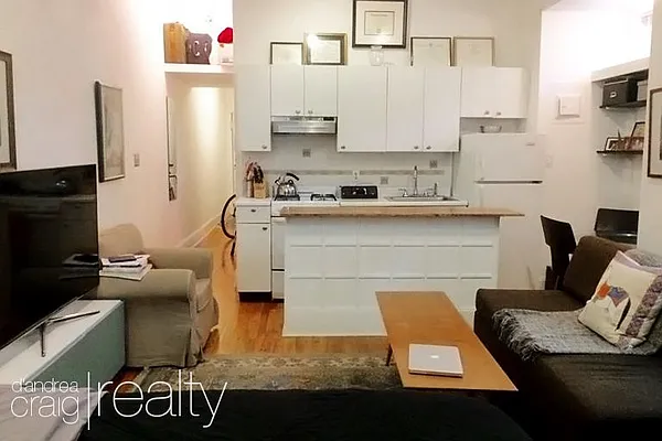 Rented by D'Andrea Craig Realty | media 5