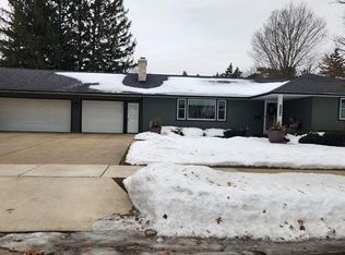 2438 5th St, Monroe, WI 53566