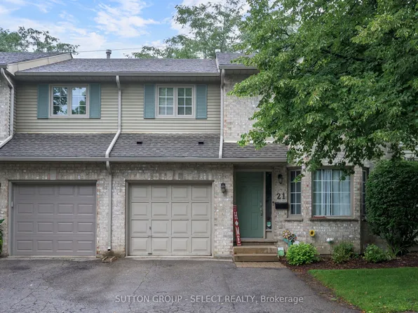 410 Ambleside Dr #21, London, ON N6G 4Y3