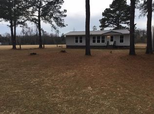 2346 McNeill Pond Rd, Lumber Bridge, NC 28357