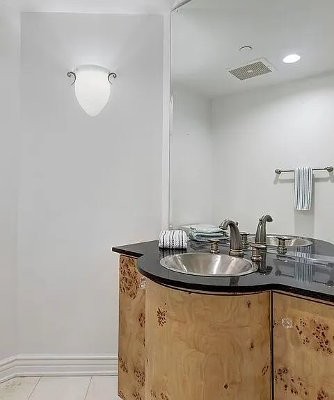 430 N Oakhurst Dr #202 — Photo 13