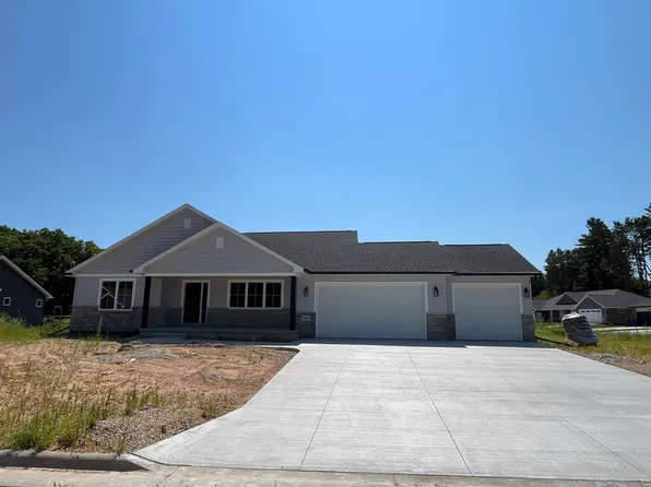 1970 Penny Ln, New London, WI 54961