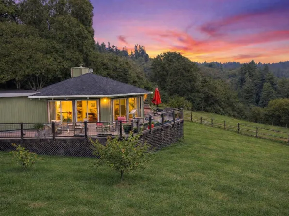 30 Pacific View Ter, Watsonville, CA 95076