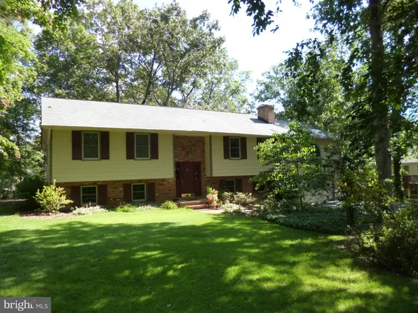 601 Galveston Rd, Fredericksburg, VA 22405
