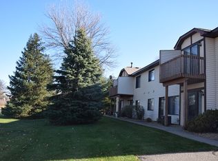 5991 Dellwood Ave, Shoreview, MN 55126