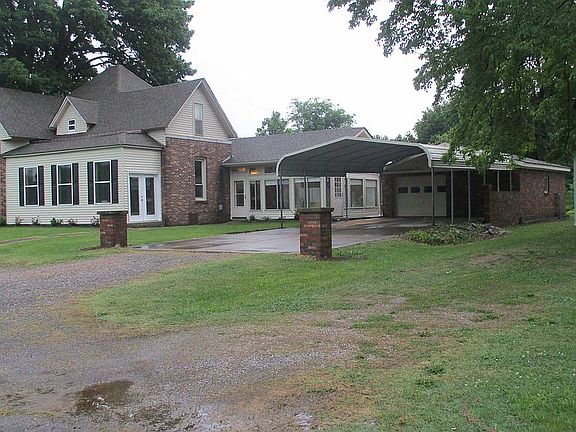 2nd image of 814 Richard Burnley Ave
