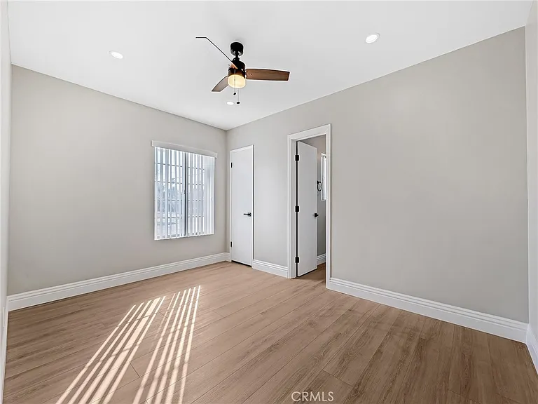 10101 Memory Park Ave — Photo 16
