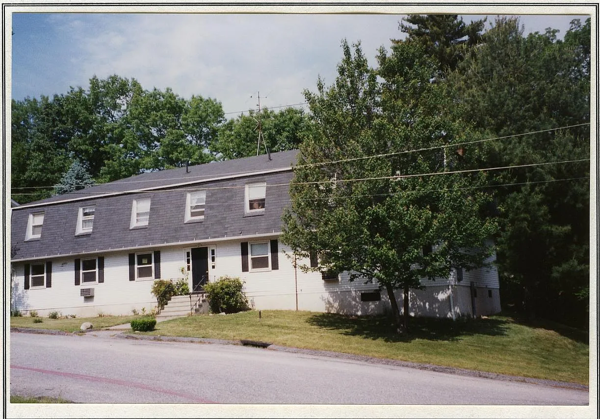 21 Armand Dr — Photo 3