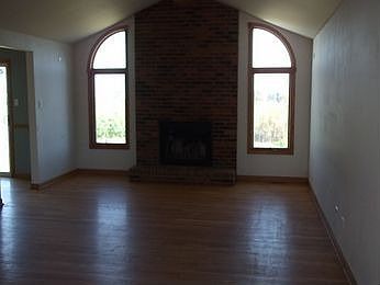 4th image of 1810 Great Falls Dr
