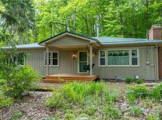 17444 Old State Rd, Middlefield, OH 44062