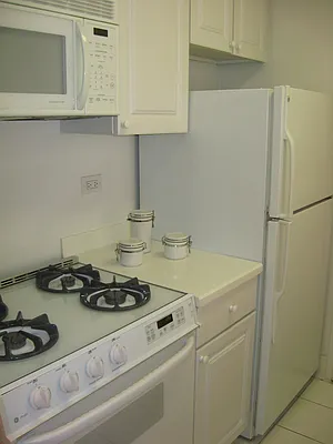 Rented by Newell and Assoc. | media 30