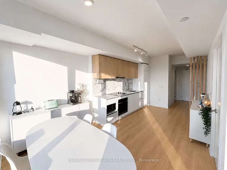 1100 Sheppard Ave W #929 — Photo 9