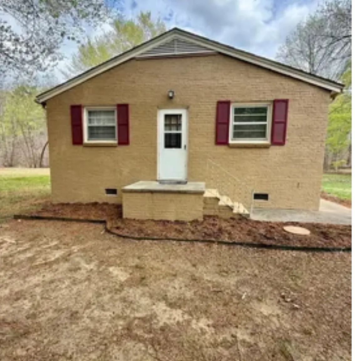 3 bed, 2.5 bath, 2100 sqft, $1,800 — Photo 3