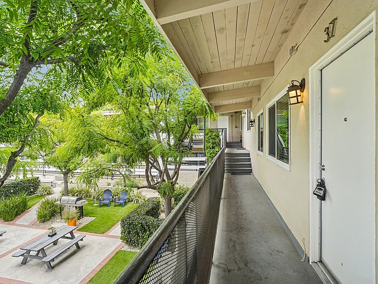 2675 Arlington Ave & 3105 W 27th St — Photo 33