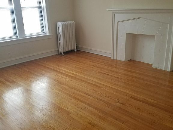2nd image of 1337 W Estes Ave APT 27
