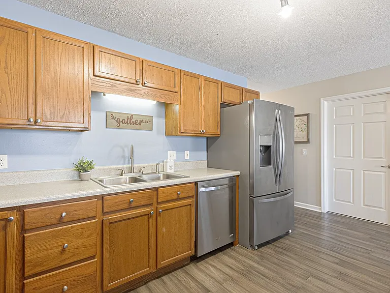 228 Dalton Place Way — Photo 10