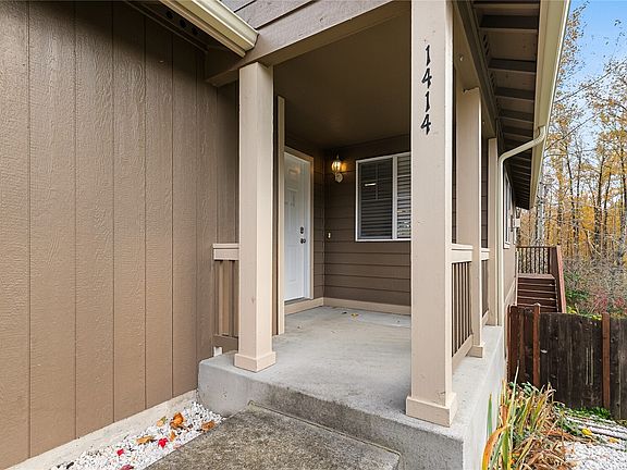 3rd image of 1414 Fruitland Dr