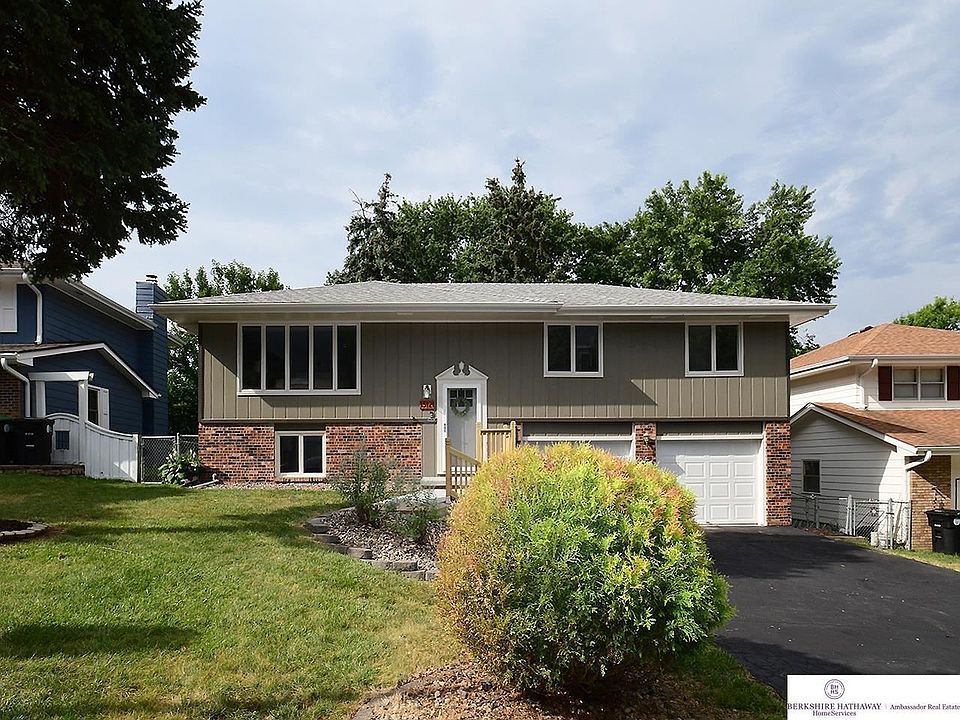 1st image of 15121 Douglas Cir