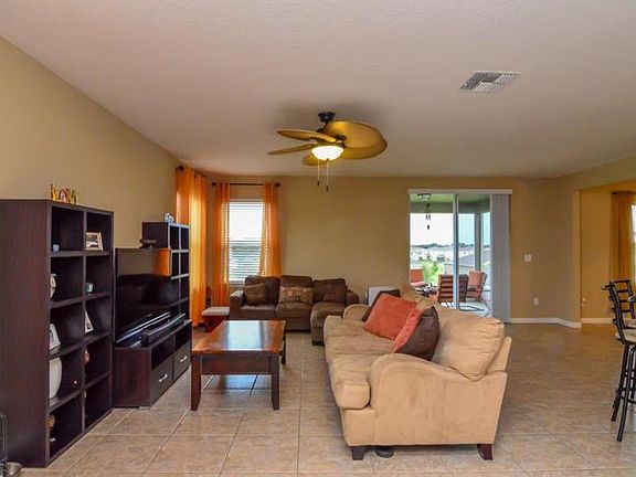4th image of 198 Compass Rose Dr