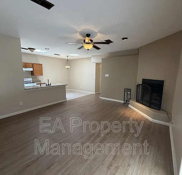 6532 Keeling St NW — Photo 3
