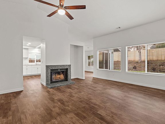 2nd image of 2574 Yana Ave