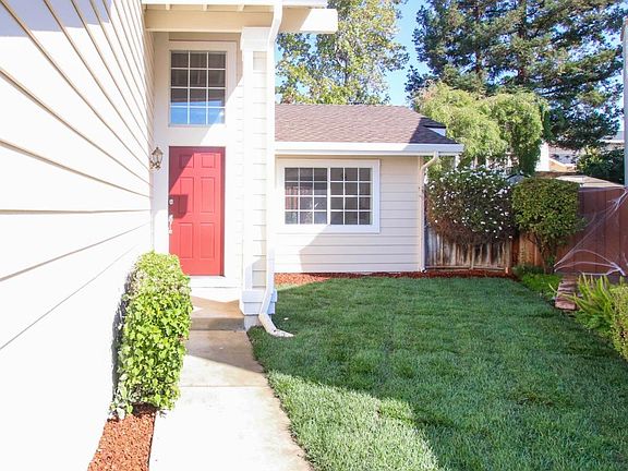 3rd image of 2983 Mary Caroline Ct