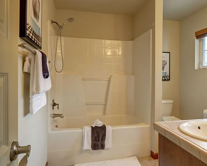 8827 NE 148th Pl — Photo 25