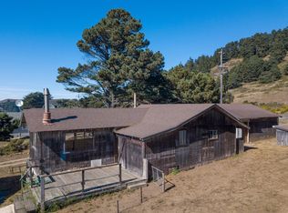 1430 Navarro Bluff Rd, Albion, CA 95410