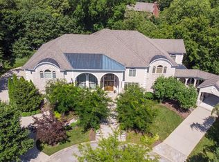 2105 Woodsbury Pl, Lexington, KY