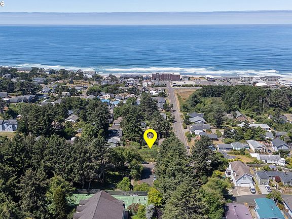 4th image of 2743 NW Neptune Ave
