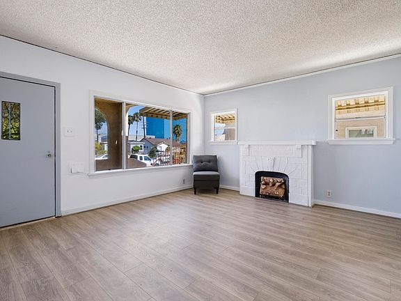 3rd image of 625 La Paloma Ave