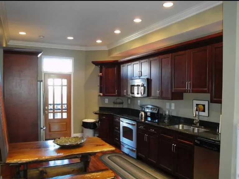 37 R St NW #1 — Photo 7