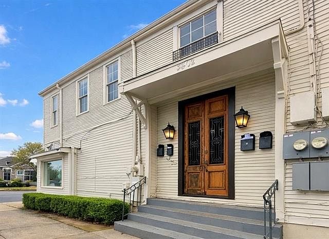 1st image of 3402 Dryades St APT C