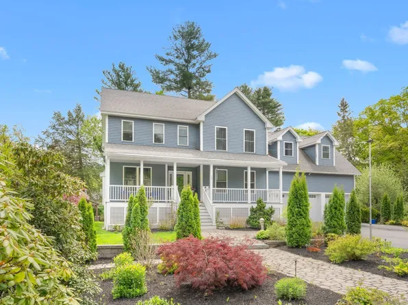 22 Jacobs Rd, Southbridge, MA 01550