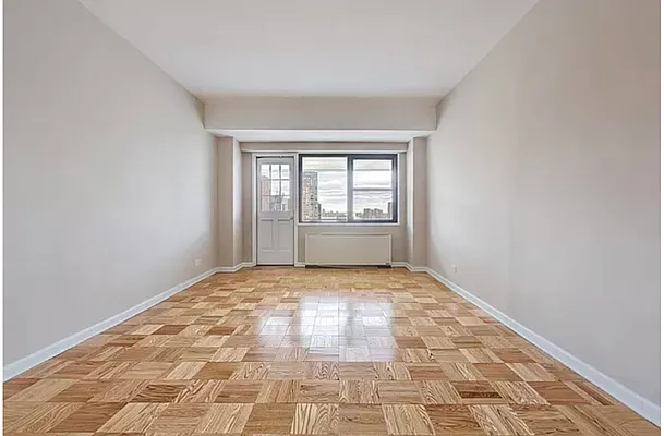 Rented by UES Management | media 9