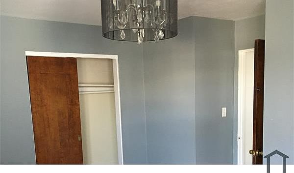 2nd image of 6419 N Richmond St APT 2E