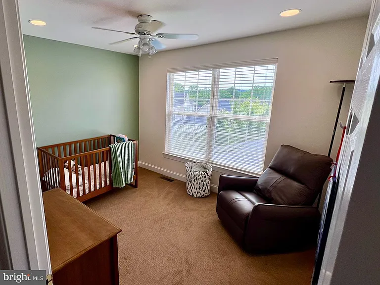 217 Truman Way — Photo 4