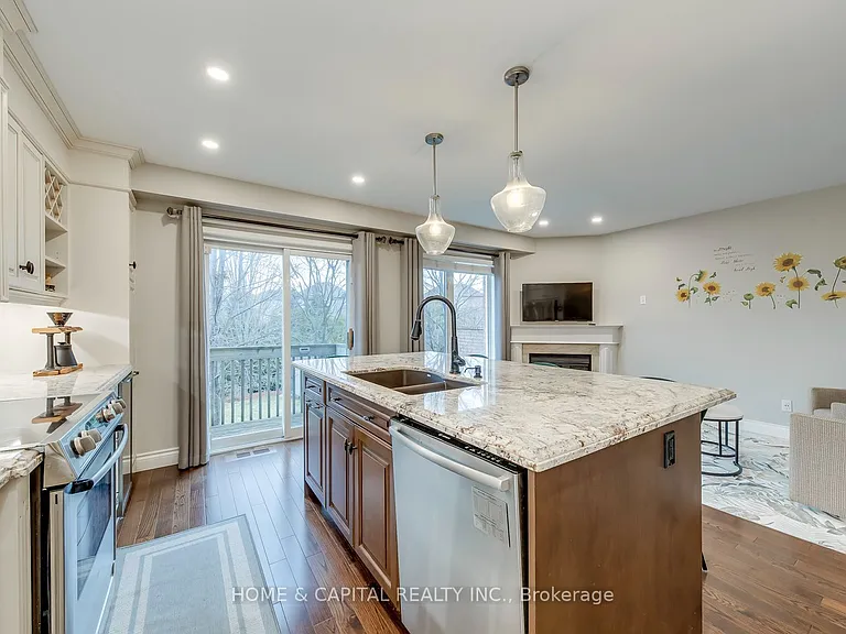 2287 Kingfisher Ct — Photo 16