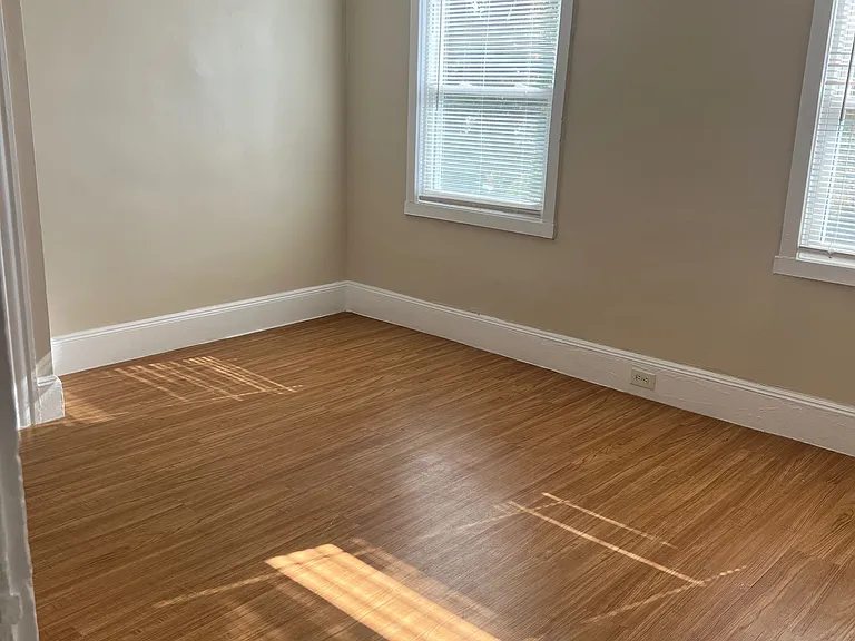 179-181 Arlington St #9 — Photo 2