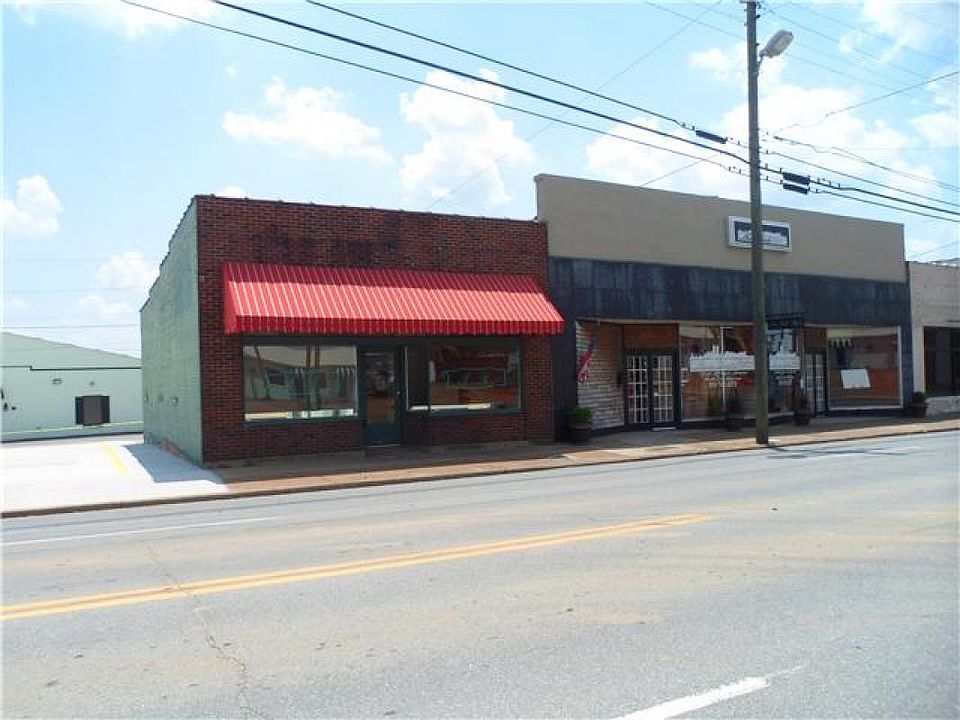 1st image of 121 E Gaines St