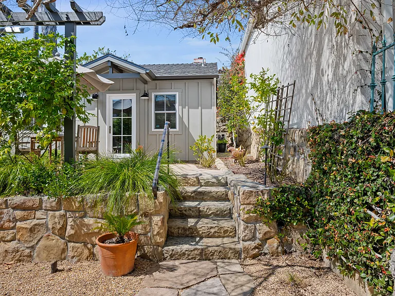 309 E Canon Perdido St — Photo 11