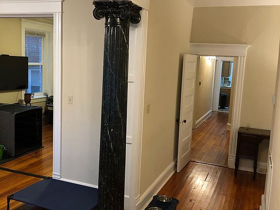 3rd image of 2209 Park Ave