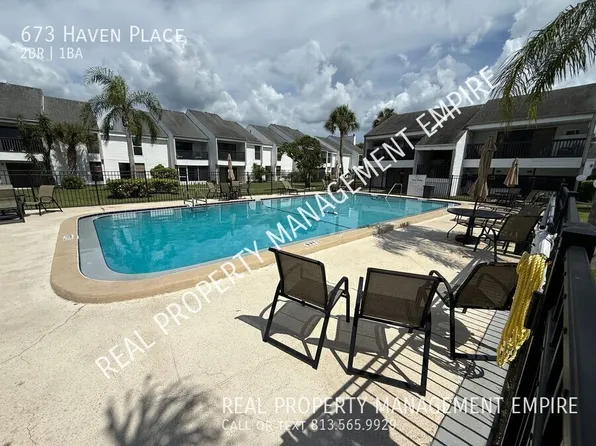 673 Haven Pl, Tarpon Springs, FL 34689