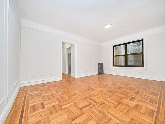 2nd image of 56 Bennett Ave #4L1