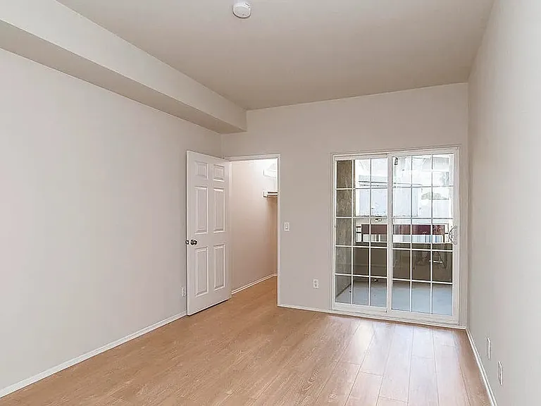 4301 Fulton Ave #206 — Photo 4