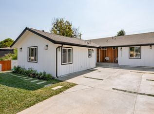 22630 W Clarendon St, Woodland Hills, CA 91367